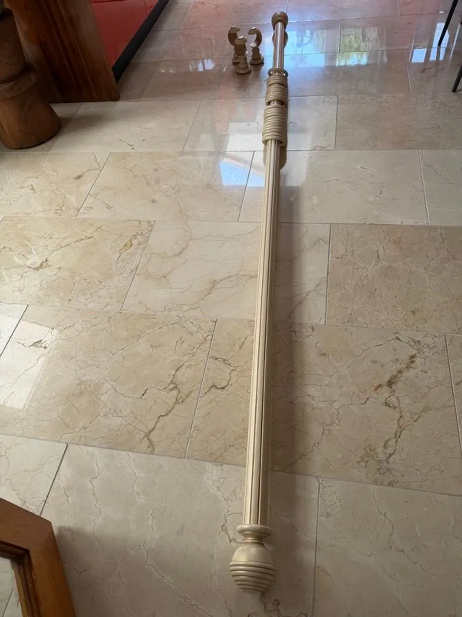 La Royale Cream 240cm Curtain Pole - Image 2