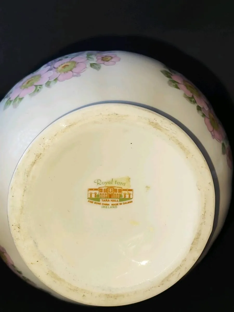 Royal Tara Irish fine bone china double-handled. - Image 3