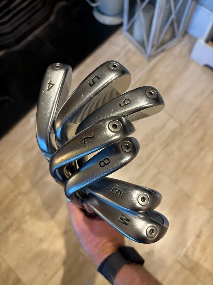 Golf clubs I230 irons - Image 2