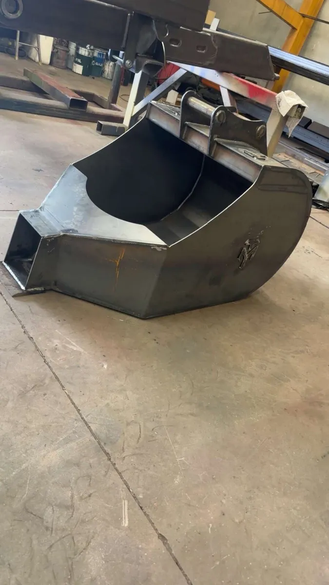 Concrete pouring bucket - Image 3
