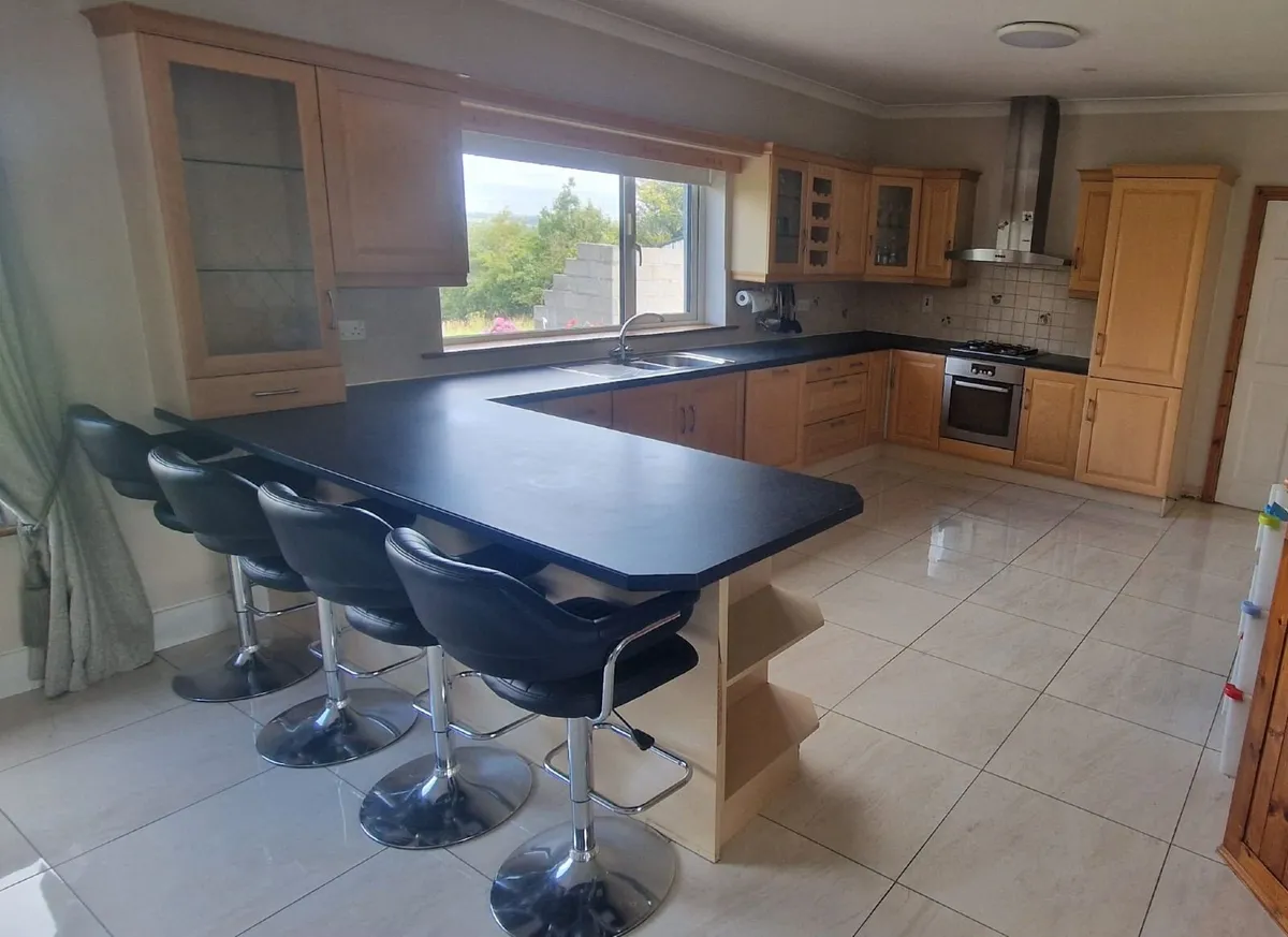 Fitted Kitchen (Maple) - Image 3