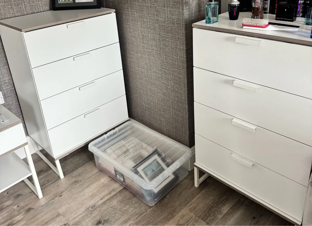 IKEA furniture ideal for a rental house - Image 3