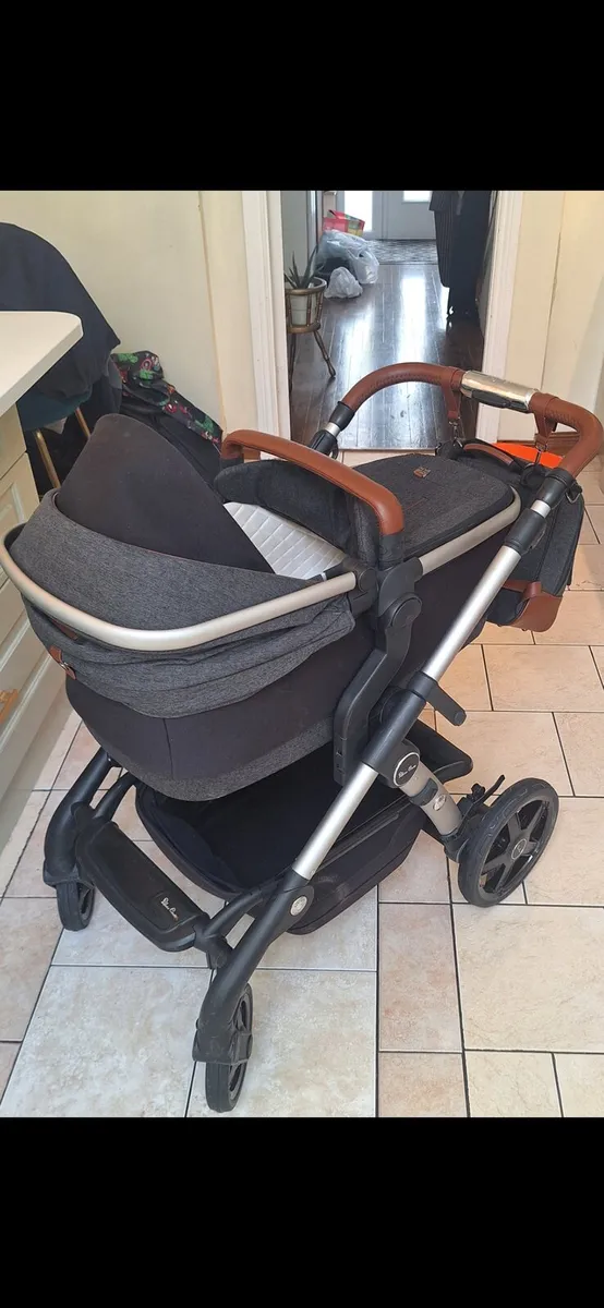 Silver cross wave travel system - Image 1