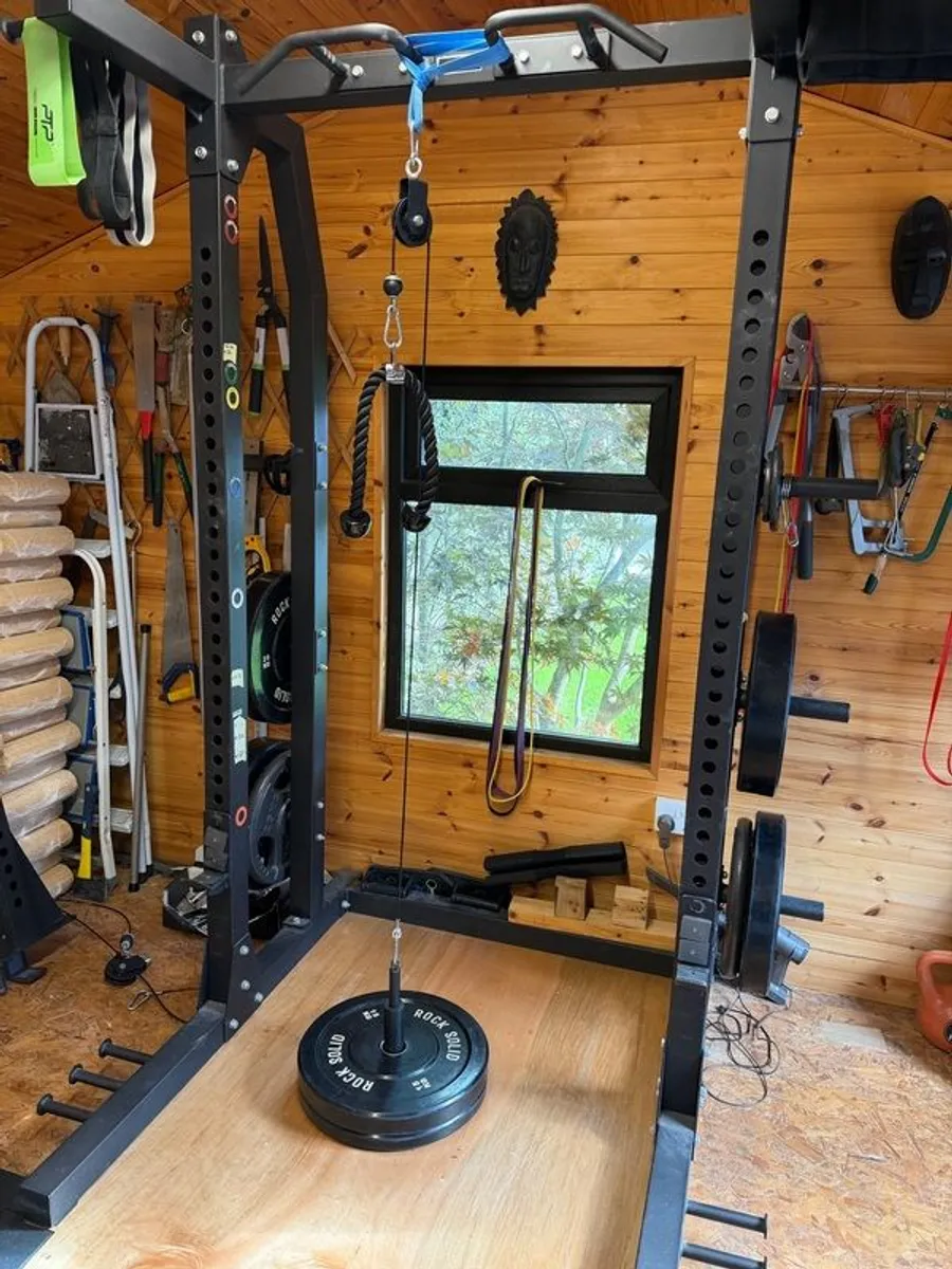 power rack with pulley system - Image 3