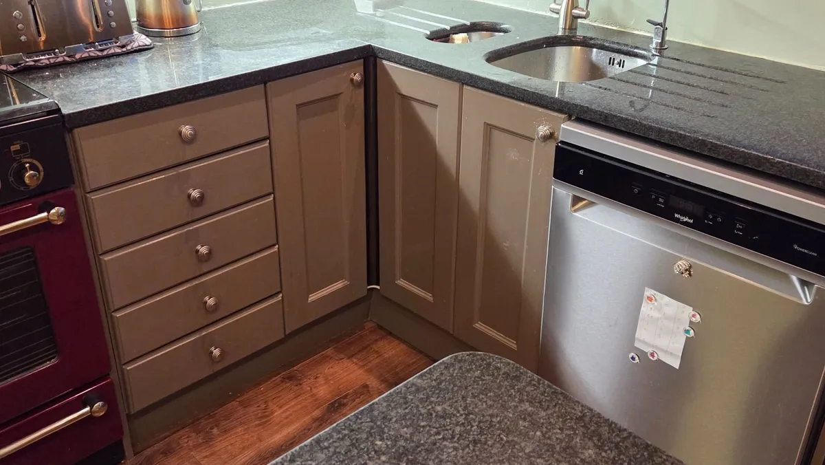 Kitchen & extra - Image 4