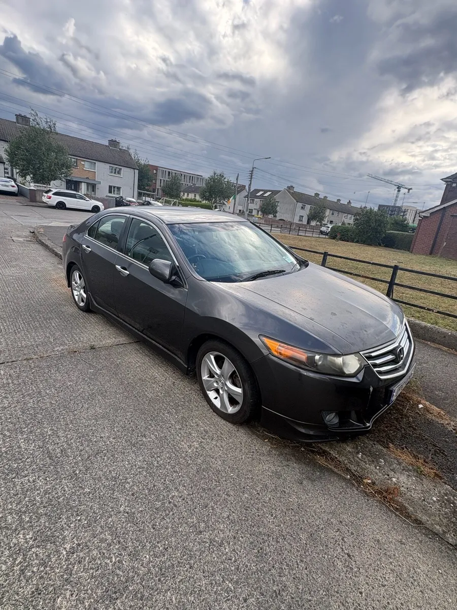 2009 Honda Accord for spares or repairs - Image 4
