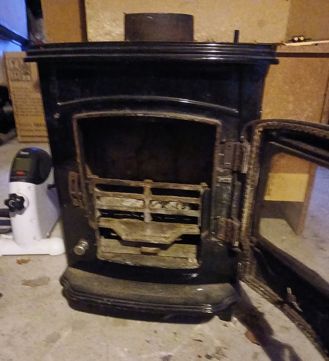 Solid fuel stove - Image 3