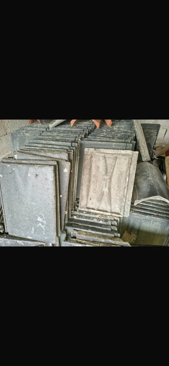Roofing tiles