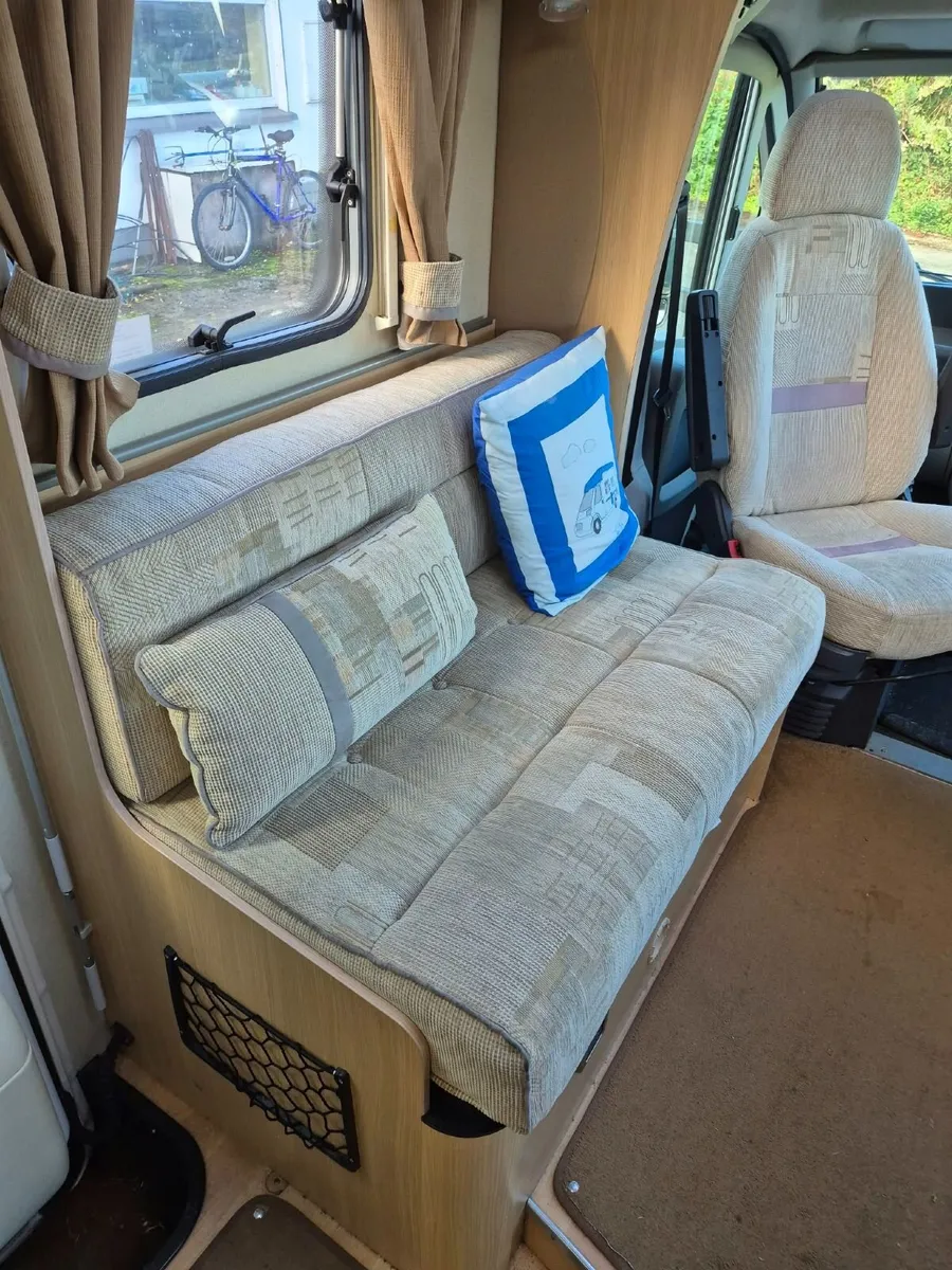 Motorhome 2007 RHD Bessecarr E560 - Image 4