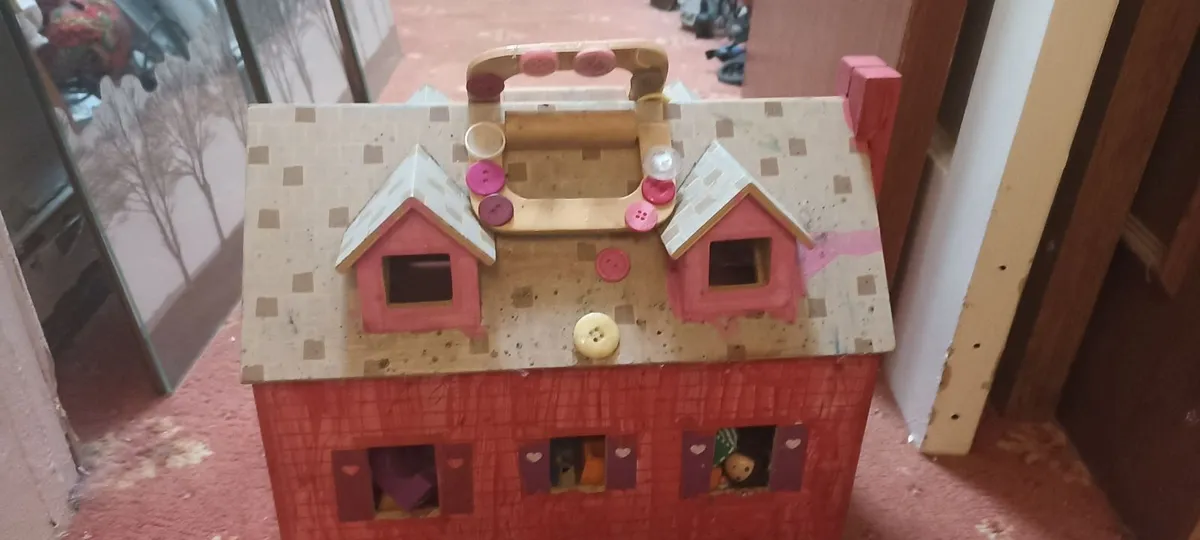 Dolls House - Image 2