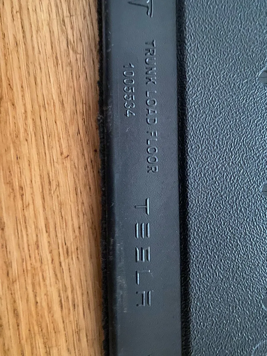 Tesla model S trunk floor cover - Image 4