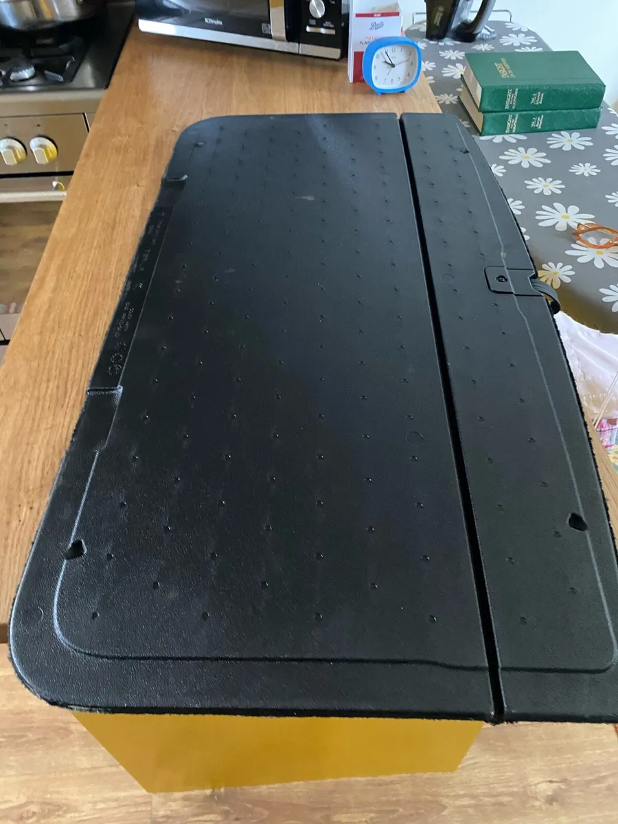 Tesla model S trunk floor cover - Image 3