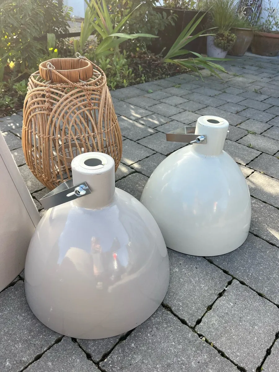 Lamp shades - Image 1