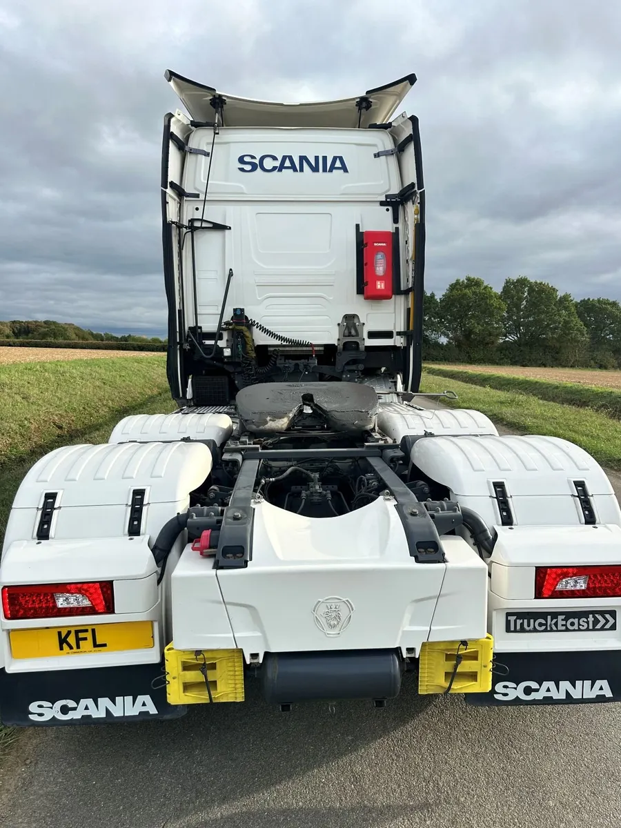 Scania S590 v8 6x2 TAG AXLE - Image 3