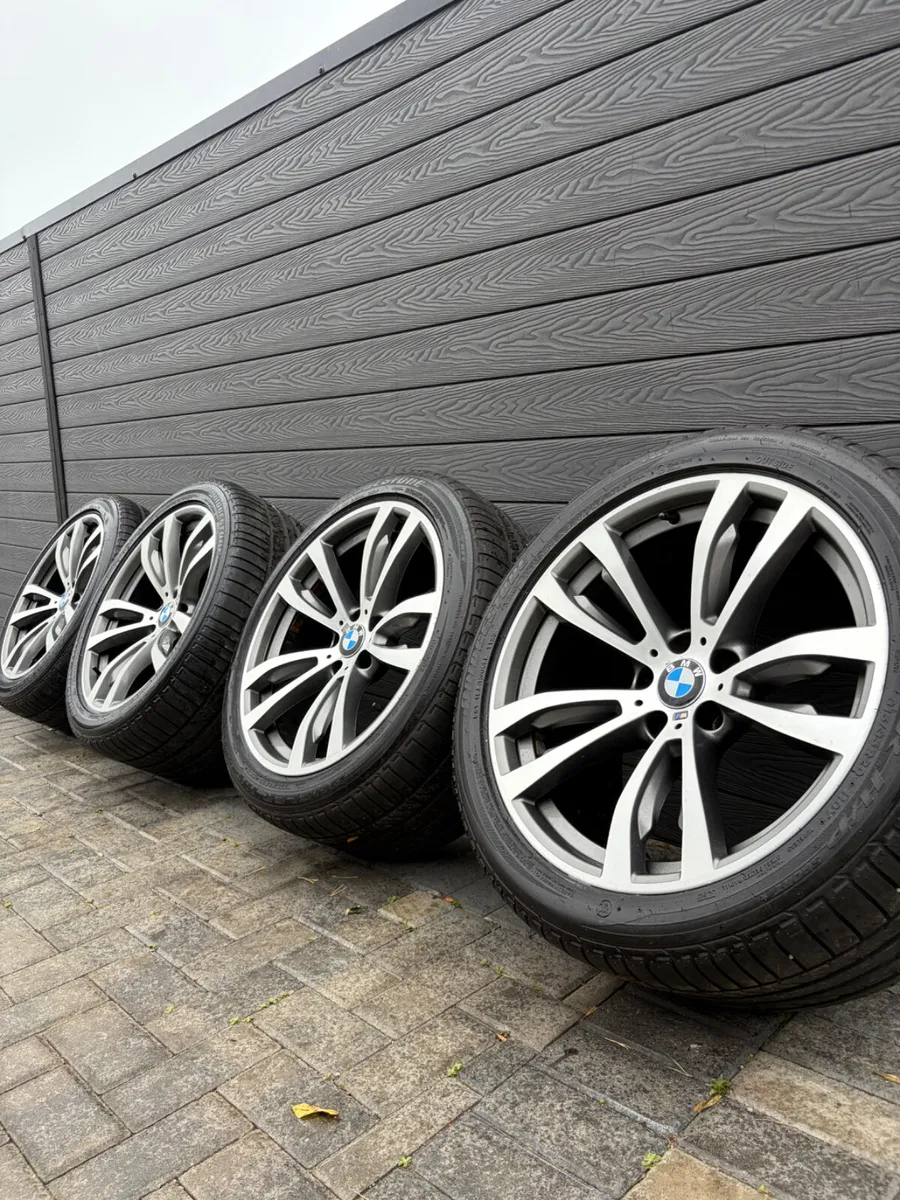 20” GENUINE BMW X5 F15 M-SPORT ALLOY WHEELS&TYRES - Image 1