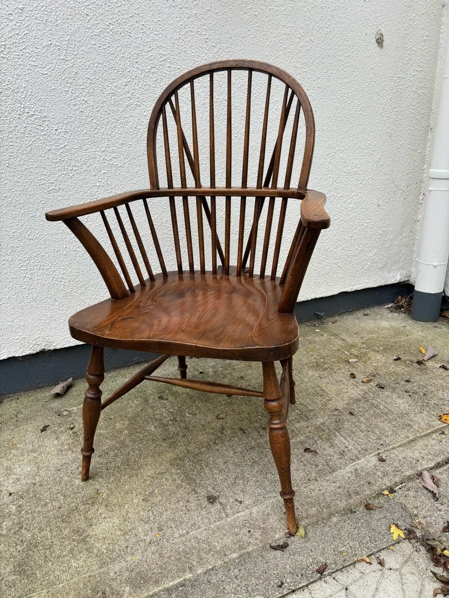Windsor chair - Image 1