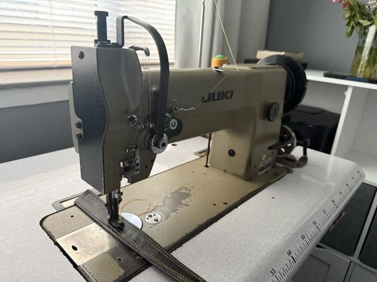Juki Dnu-241 Heavy-duty Industrial Walking Foot Sewing Machine - Image 1