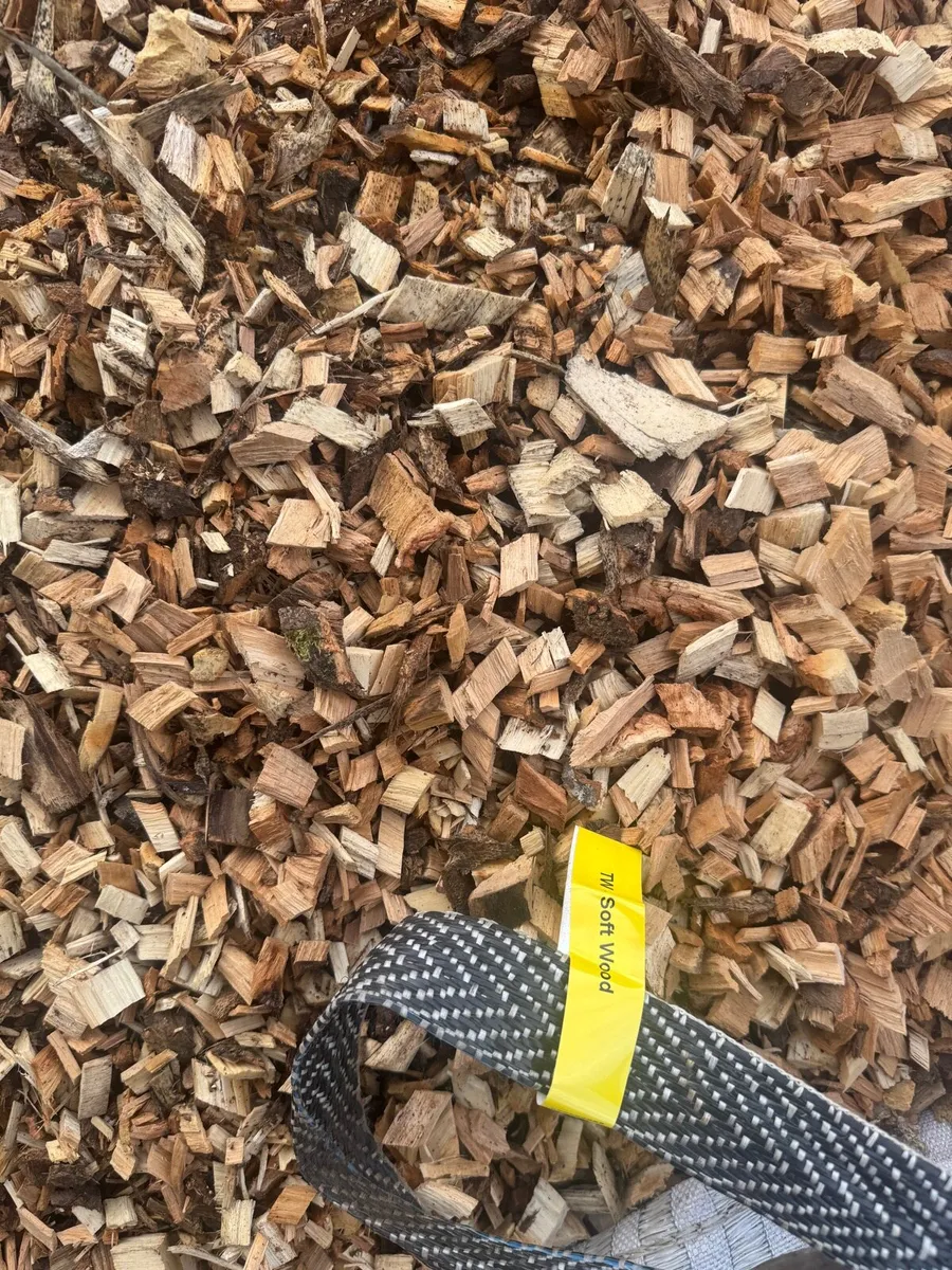 *Dry Stored* Newly Chipped Softwood Woodchip - Image 1