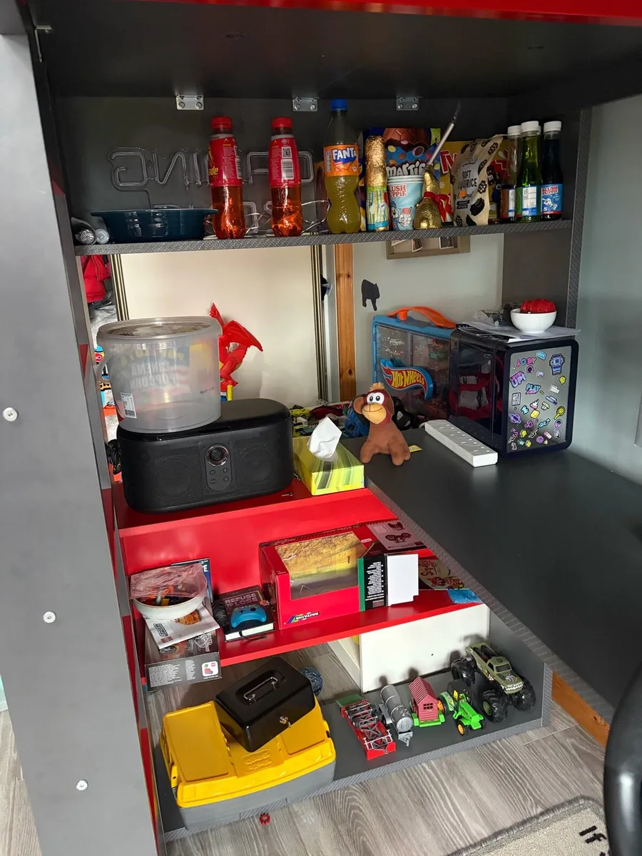 High sleeper Bunk bed with desk - Image 4