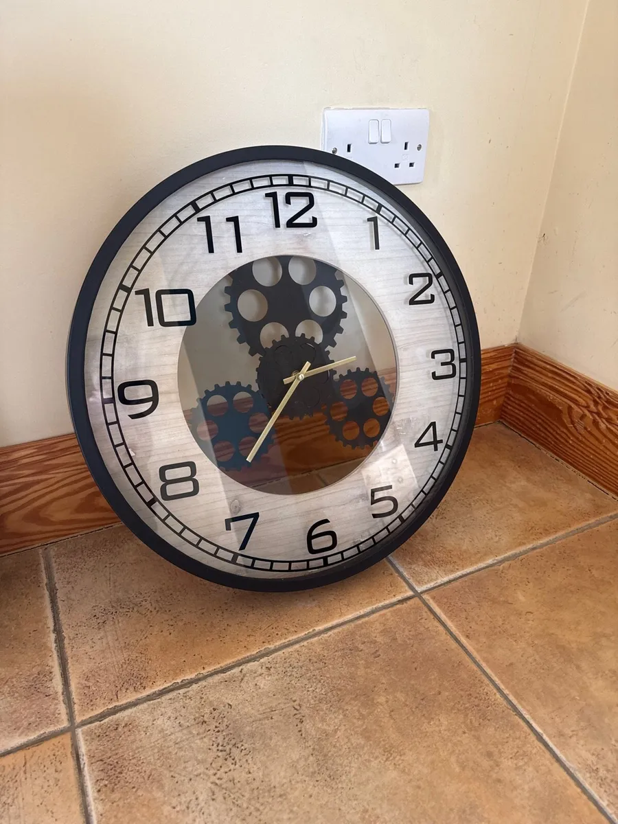 Clock - Image 1