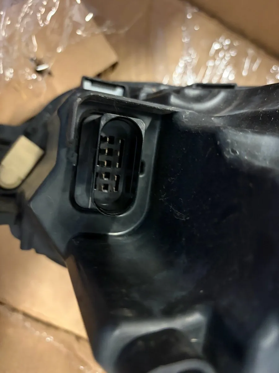 Vw Polo 2022 left hand headlight - Image 4