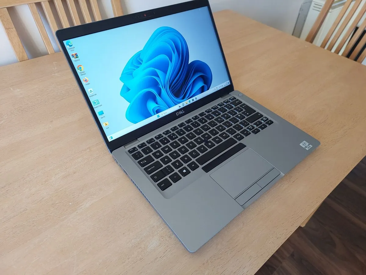 Dell Latitude 5410 | i5-10310U | 8GB RAM | 256GB - Image 4