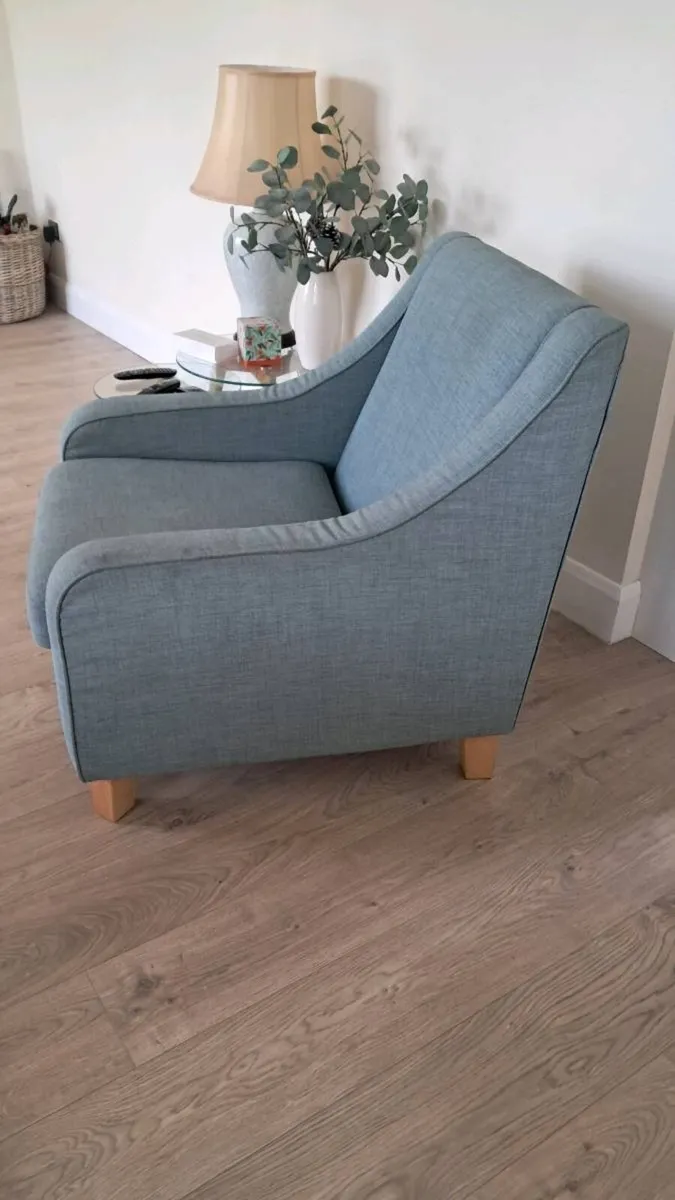 Armchair - Image 1