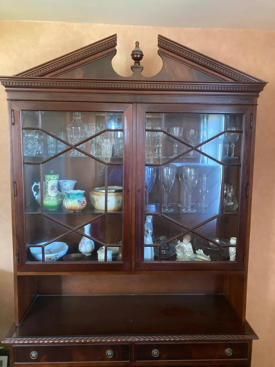 Display Cabinet - Image 4