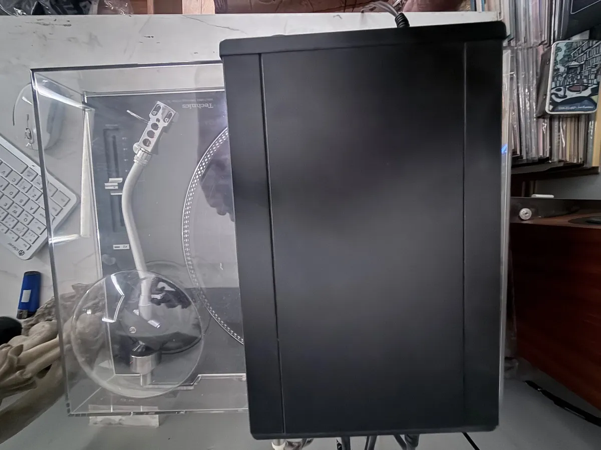 Rega IO Audio amp - Image 2