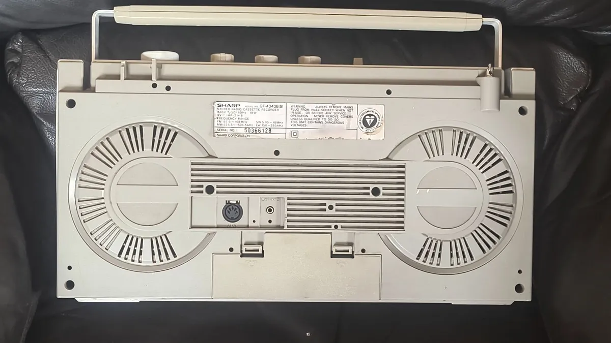 VTG SHARP GF-4343 Japan - Image 3
