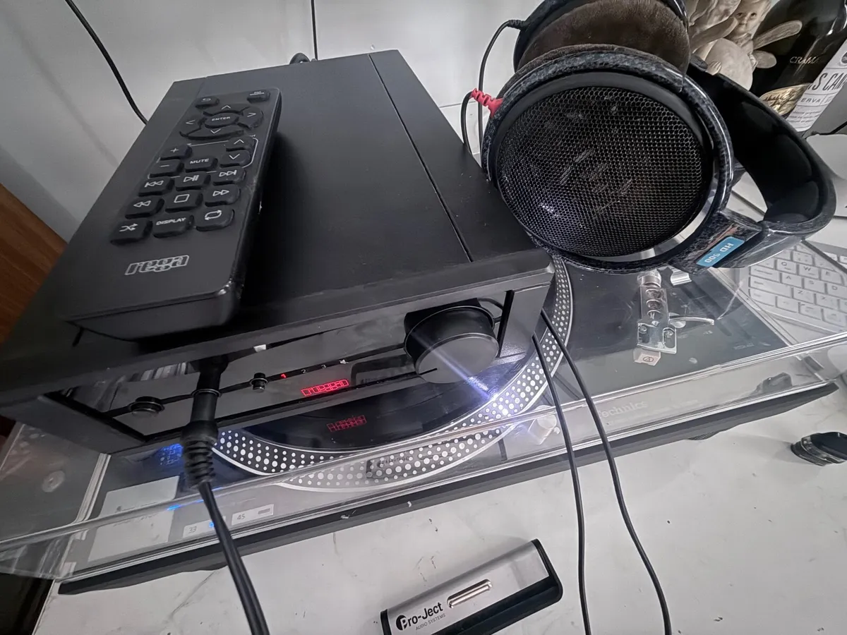 Rega IO Audio amp - Image 4