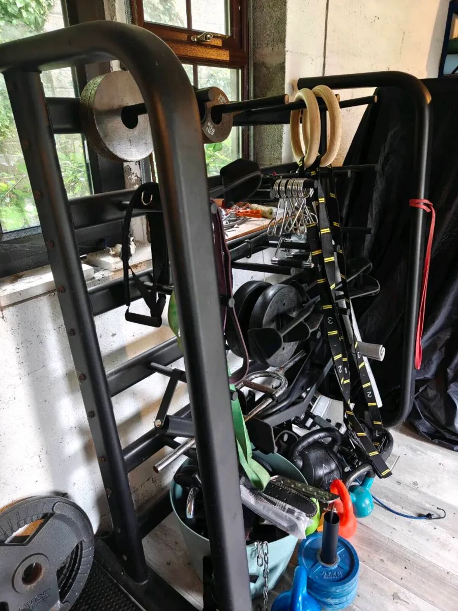 Weight plate storage+barbell holder - Image 2