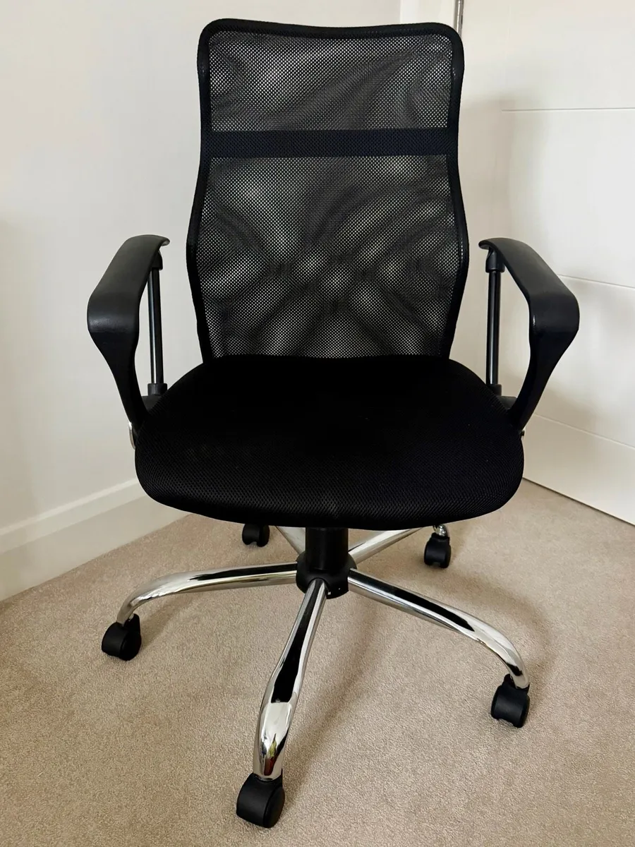 Office Chair / Desk Chair - Image 2