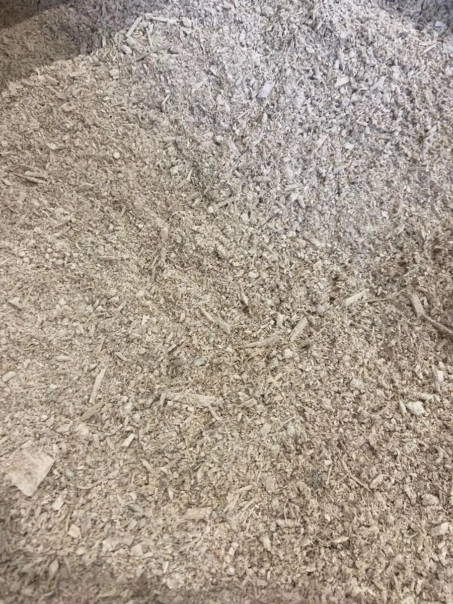 Sawdust+Lime cubicle bedding - Image 2