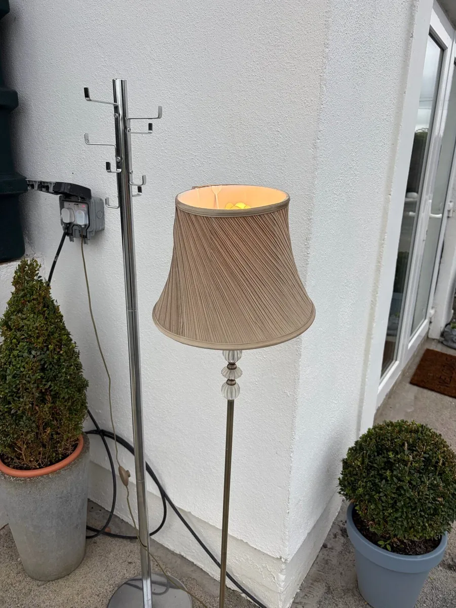 crome heavy duty coat stand + standing lamp - Image 2