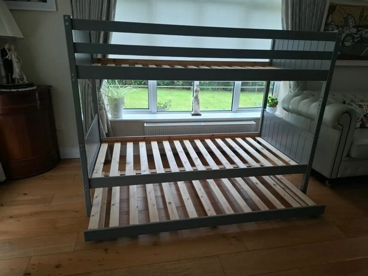 Bunkbeds with Trundle (3 bed frames) - Image 3