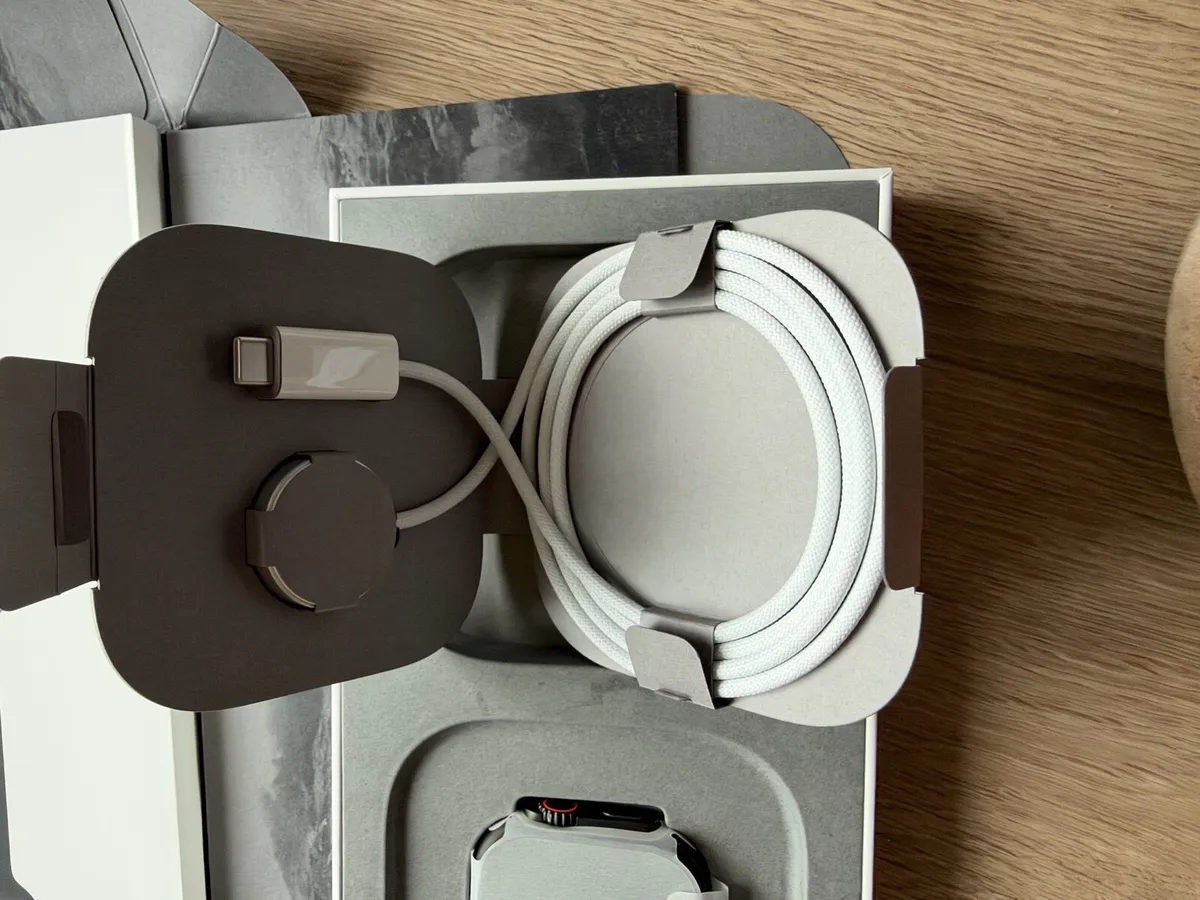 Apple Watch Ultra 2 - Cellular - Image 4