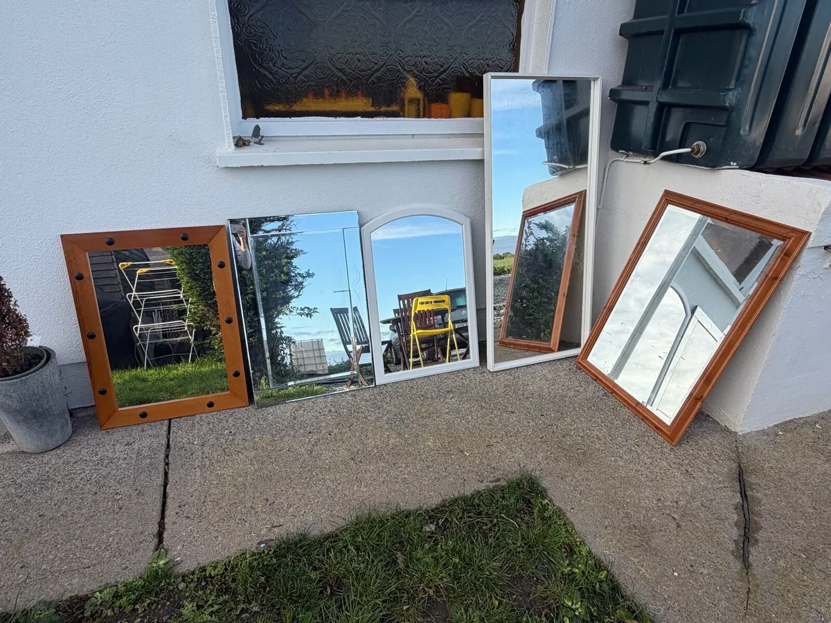 large mix off mirrors bedroom / living room - Image 1