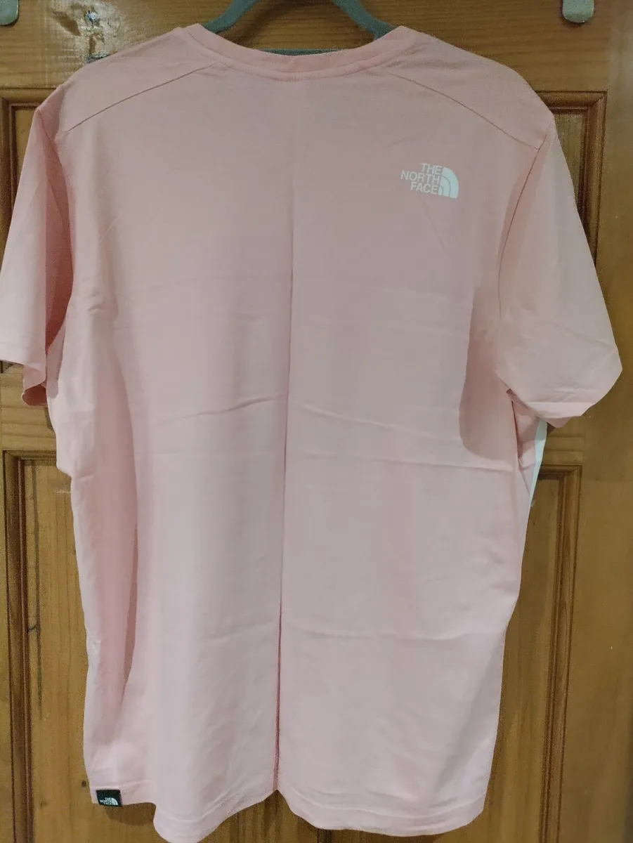 The North Face T shirt L New - Image 4