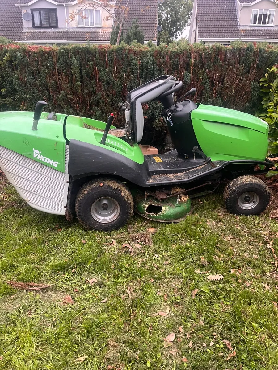 ride on mower deck gone Engine 100% €250 - Image 1