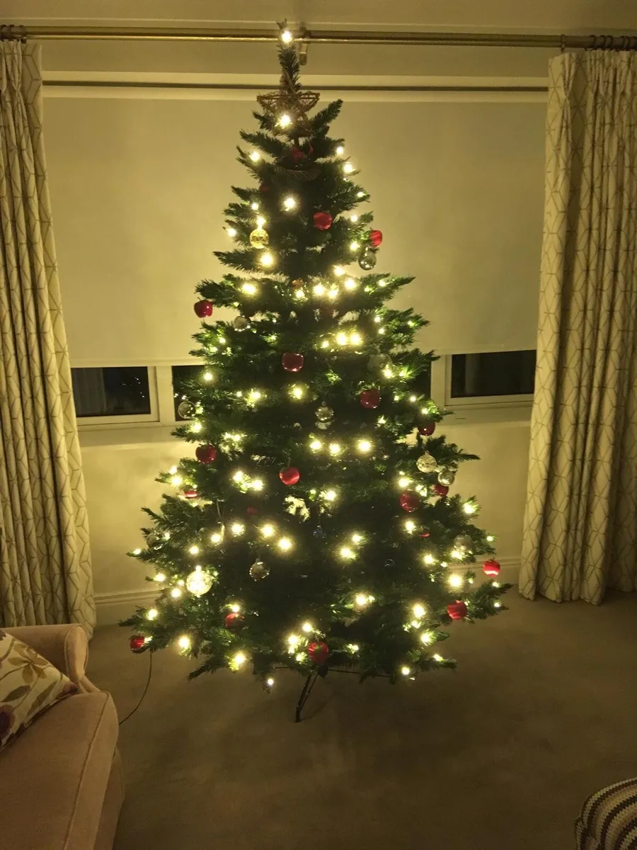 Christmas tree - Image 2