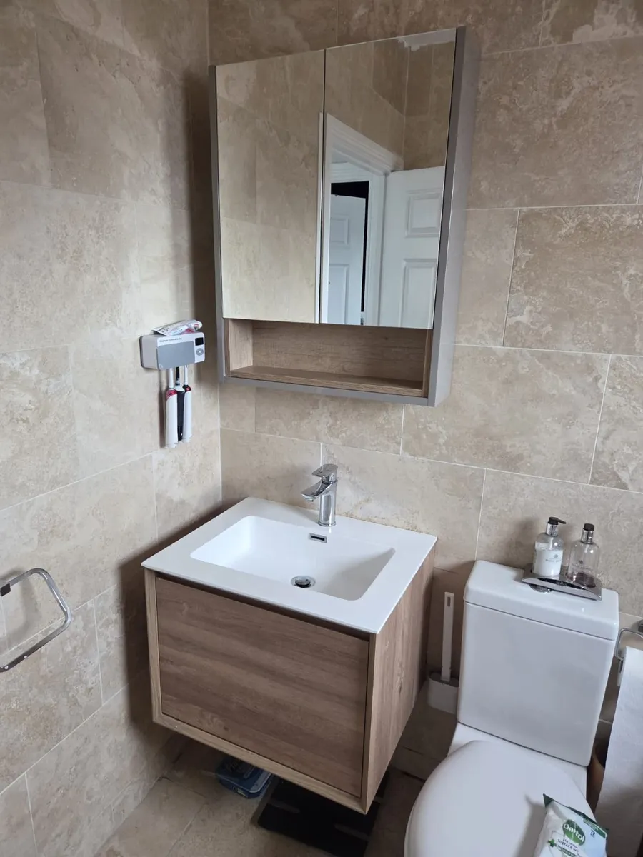 Bathroom floating sink unit and cupboard - Image 1