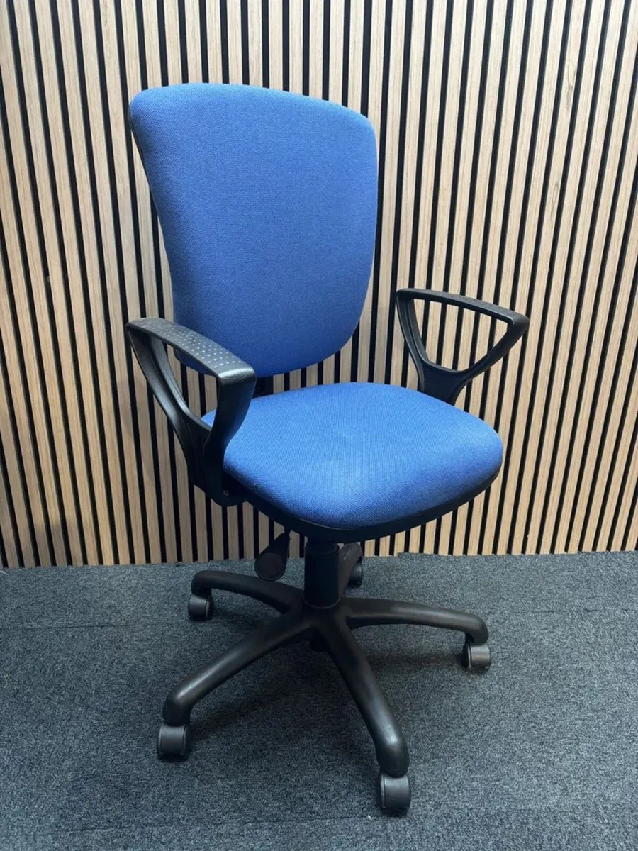 QUALITY SWIVEL CHAIRS @ CJM FURNITURE 12.10.26 - Image 2