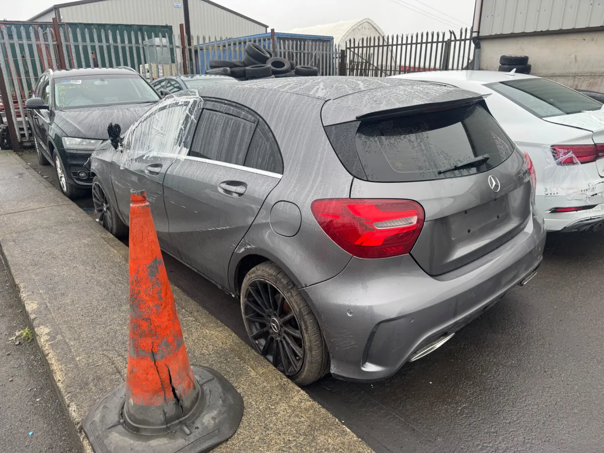 2015 MERCEDES BENZ A180d AMG Line PARTS / BREAKING - Image 2