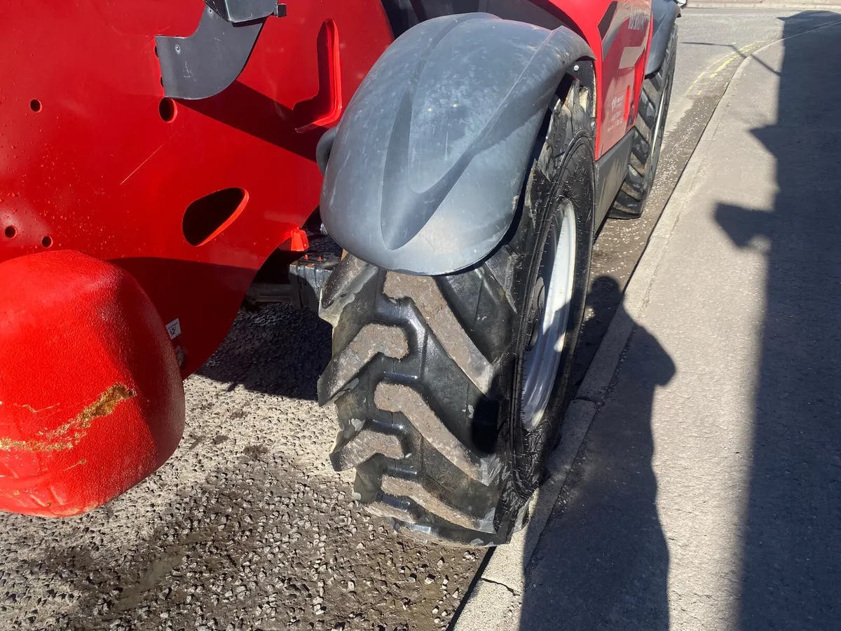 2022 Manitou MT 1840 Comfort 2633HRS - Image 3