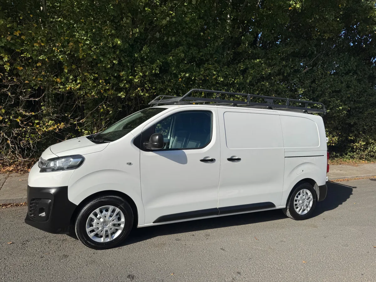 Citroen Dispatch LOW MILEAGE - Image 3