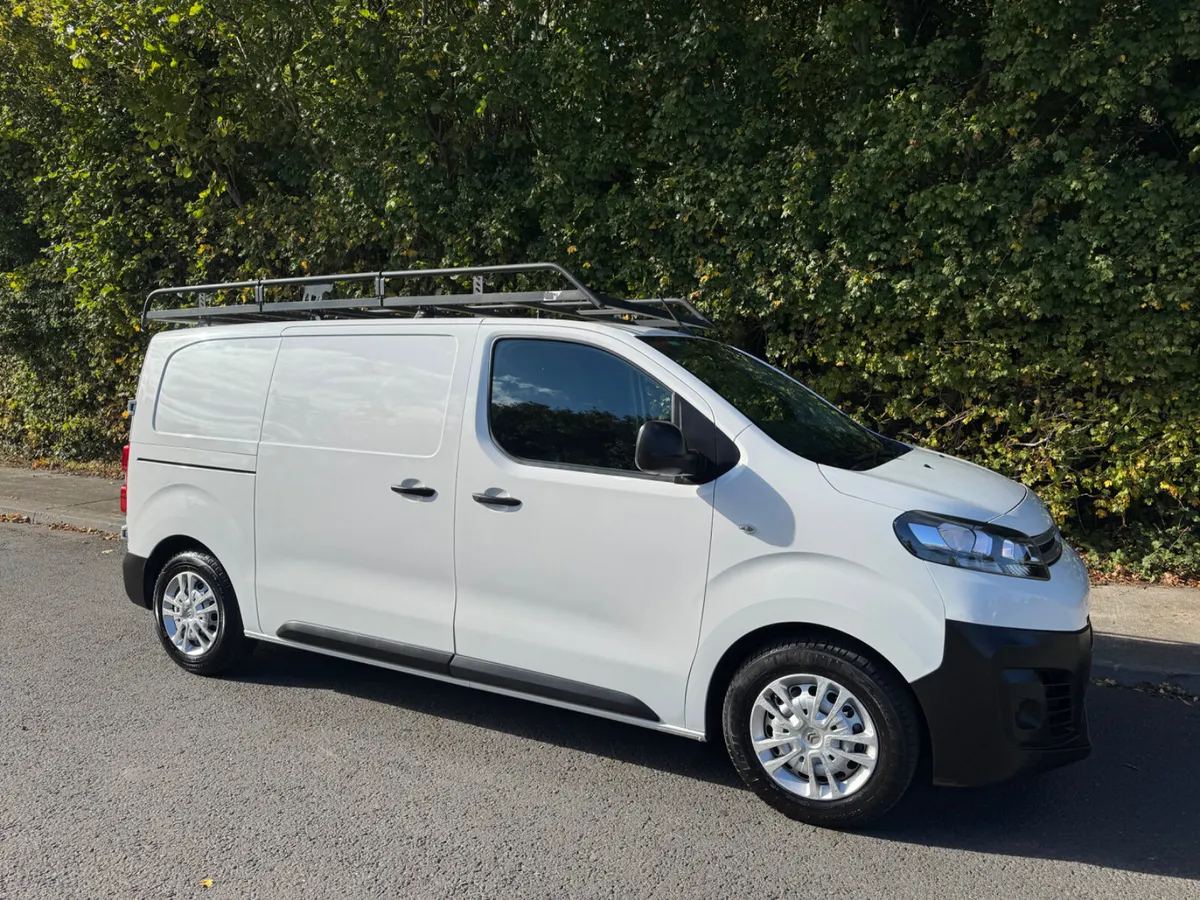 Citroen Dispatch LOW MILEAGE - Image 1