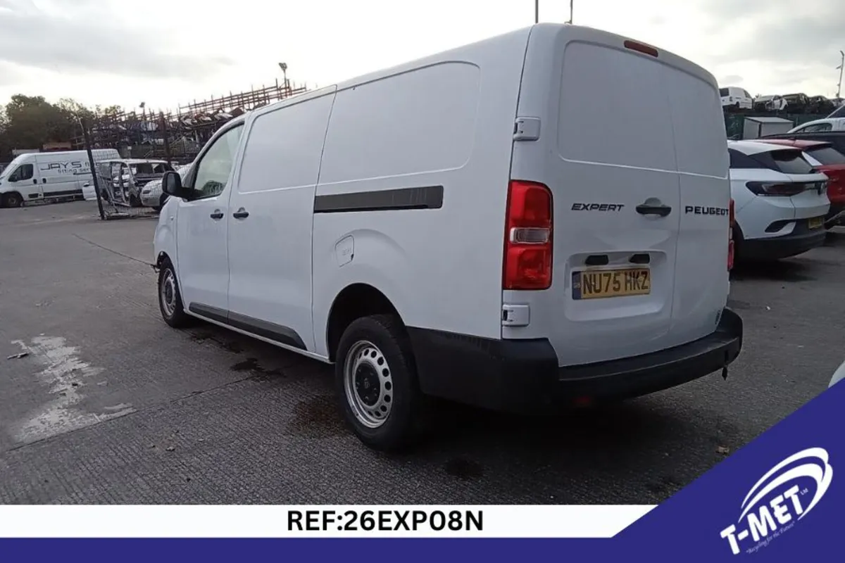 2025 PEUGEOT EXPERT BREAKING FOR PARTS - Image 3