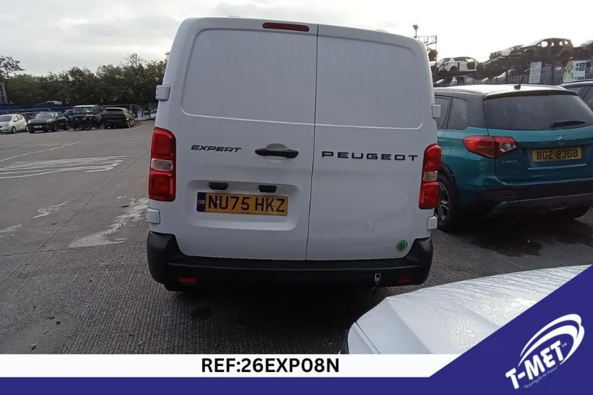 2025 PEUGEOT EXPERT BREAKING FOR PARTS - Image 2