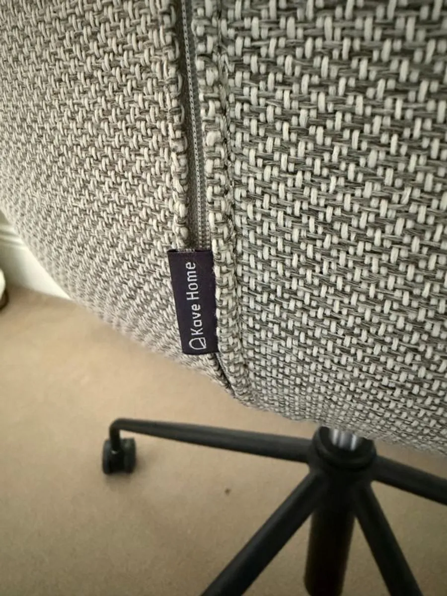 Desk chair with wheels Kave home - Image 4